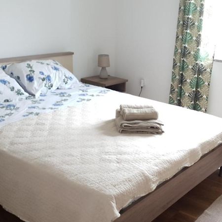 Apartman Lena Pula Bagian luar foto