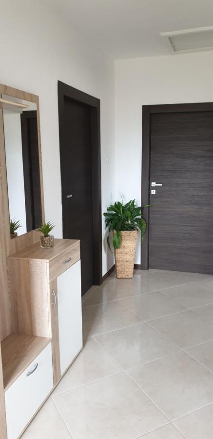 Apartman Lena Pula Bagian luar foto